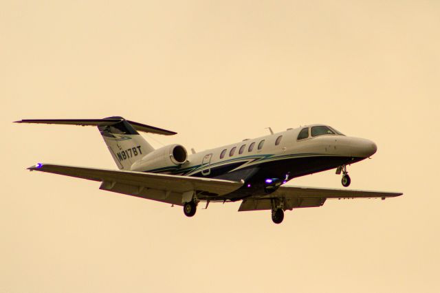 Cessna Citation CJ4 (N817BT)