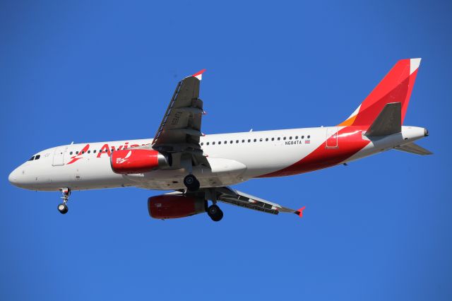 Airbus A320 (N684TA)