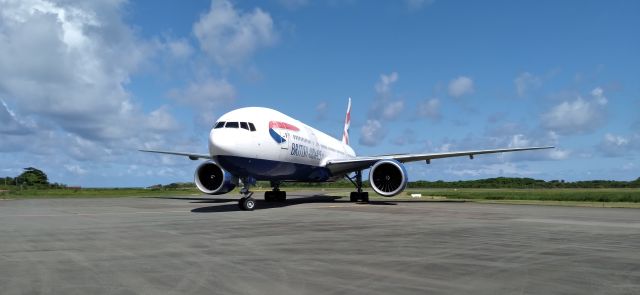 Boeing 777-200 (G-VIIO)