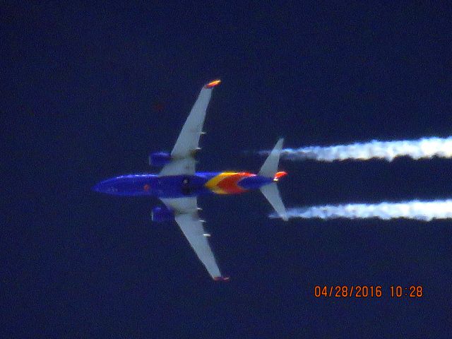 Boeing 737-700 (N7729A)