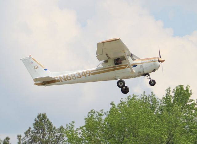 Cessna 152 (N68349) - A Cessna 152 II departing Folsom Field, Cullman Regional Airport, AL - April 19, 2017.