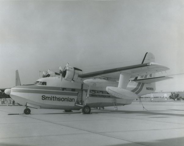 Grumman HU-16 Albatross (N695S) - scanned from photographbr /SA-16 Albatross Smithsonian Institute Marine Systems Labbr /Andrews AFB