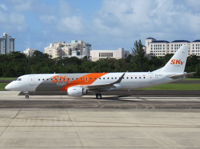 Embraer ERJ-190 (P4-KCI)