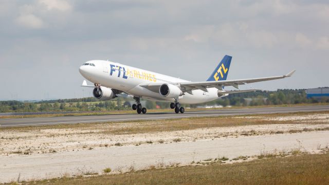 Airbus A330-200 (F-HFTL)