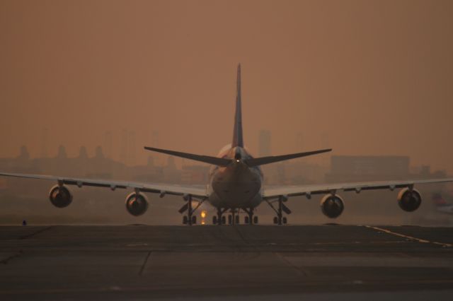 Boeing 747-200 (JA8960)