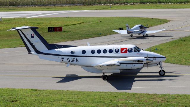 Beechcraft Super King Air 200 (F-GJFA)