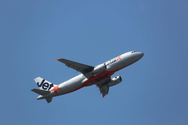 Airbus A320 (JA01JJ)