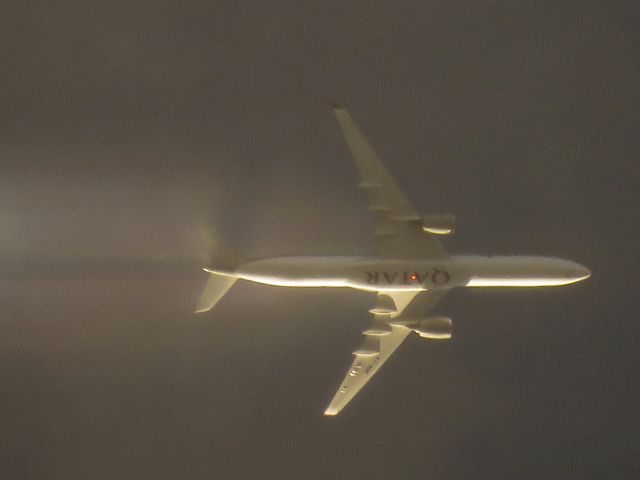 Airbus A350-1000 (A7-ANK)