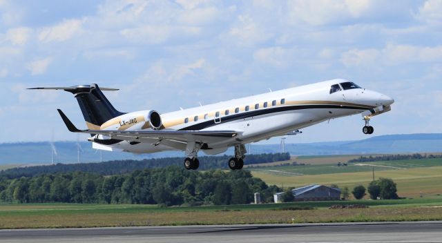 Embraer Legacy 600/650 (twin-jet) (E35L) Aircraft (page 1