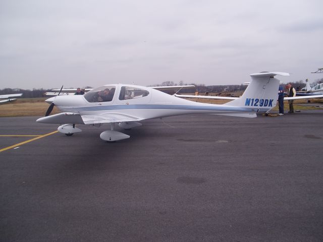 Diamond Star (N129DK)