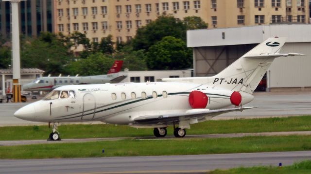 Hawker 800 (PT-JAA)