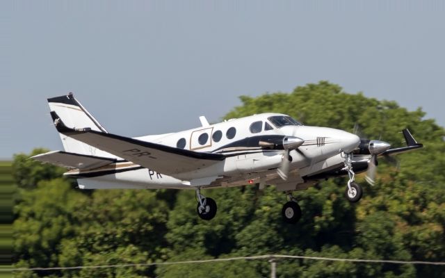 Beechcraft King Air 90 (PR-GYL)