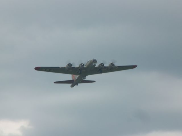 Boeing B-17 Flying Fortress —