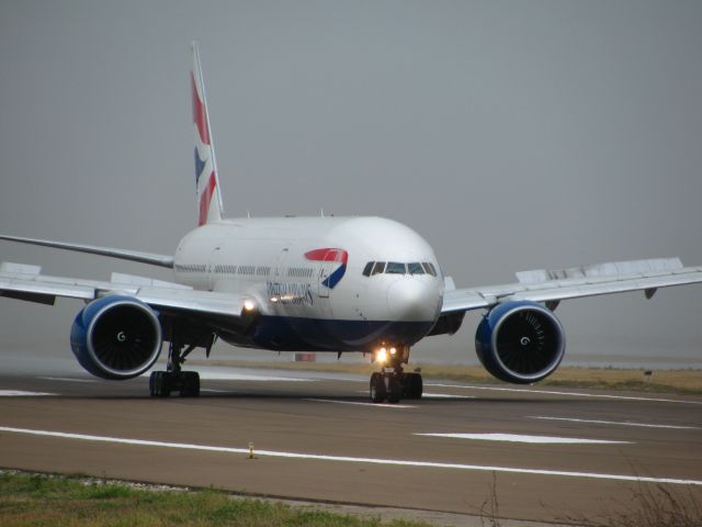 Boeing 777 (G-VIIR)