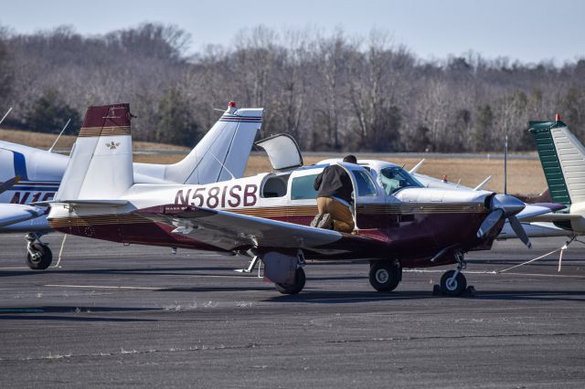 Mooney M-20 (N581SB)