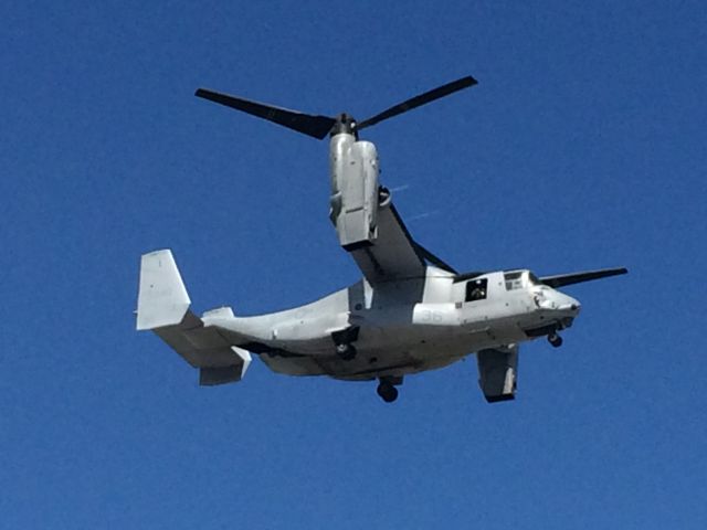 Bell V-22 Osprey — - Pattern day for Osprey