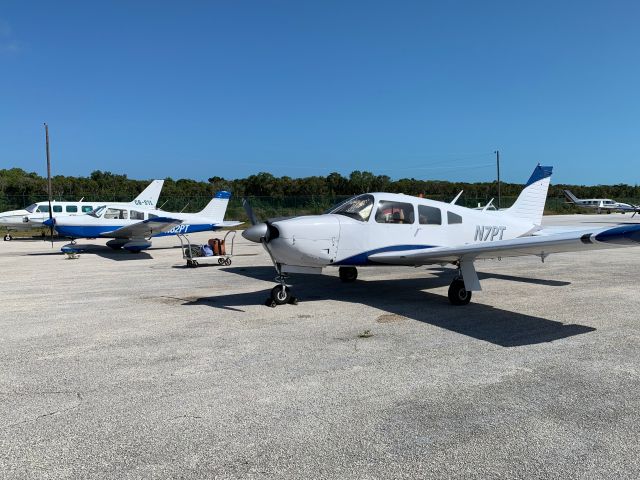 Piper Cherokee Arrow (N7PT)