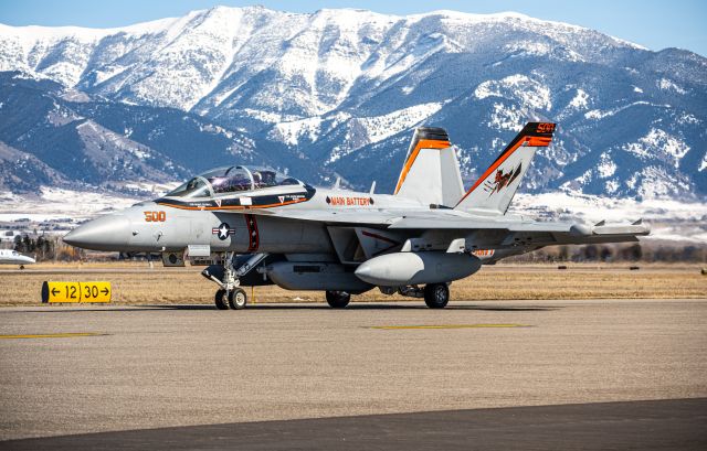 McDonnell Douglas FA-18 Hornet (16-6931)