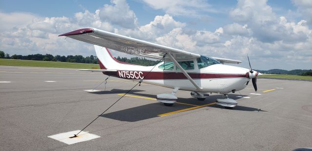 Cessna Skylane (N755CC)