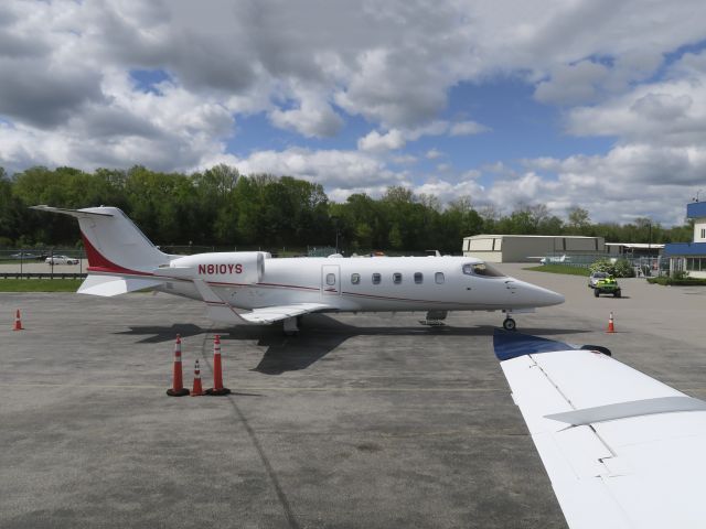 Learjet 60 (N810YS) - A hot ship. Greetings to the crew from PR. 15 MAY 2016.