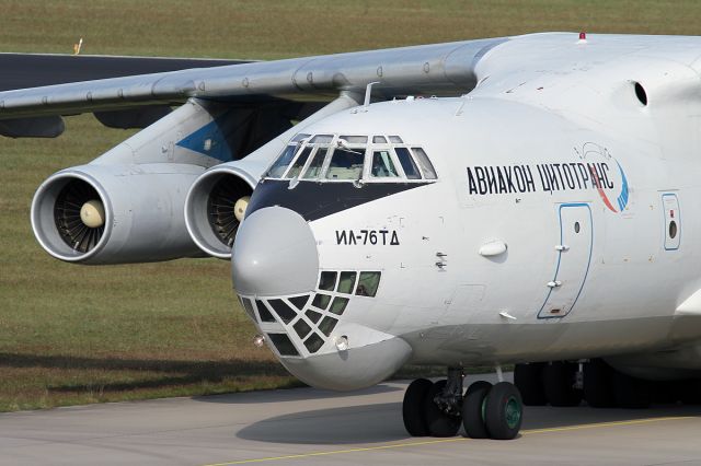 Ilyushin Il-76 (RA-76846)