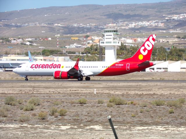 Boeing 737-700 (PH-CDQ)