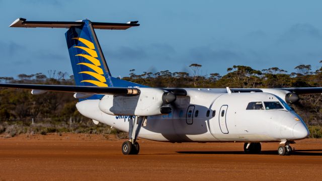 de Havilland Dash 8-100 (VH-XFU)