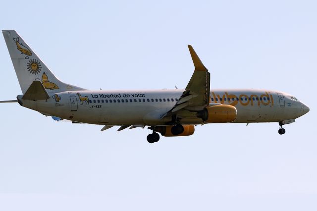 Boeing 737-700 (LV-KEF)