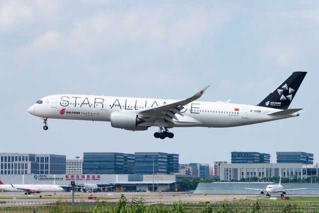 Airbus A350-900 (B-308M) - Airchina's star alliance livery landed at zsss-19.8.4