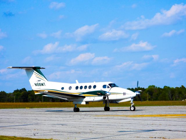 Beechcraft Super King Air 200 (N88MT) - MIO-RMGbr /10/07/21