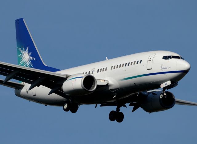 Boeing 737-700 (N743A)