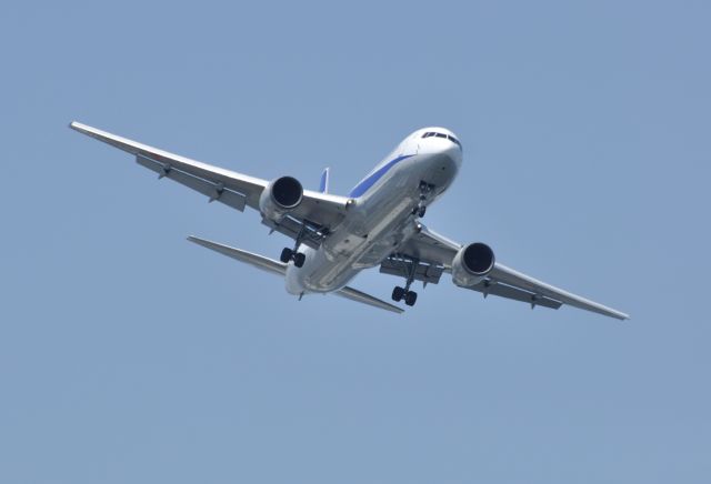 BOEING 767-300 (JA8342) - 2010/5/8