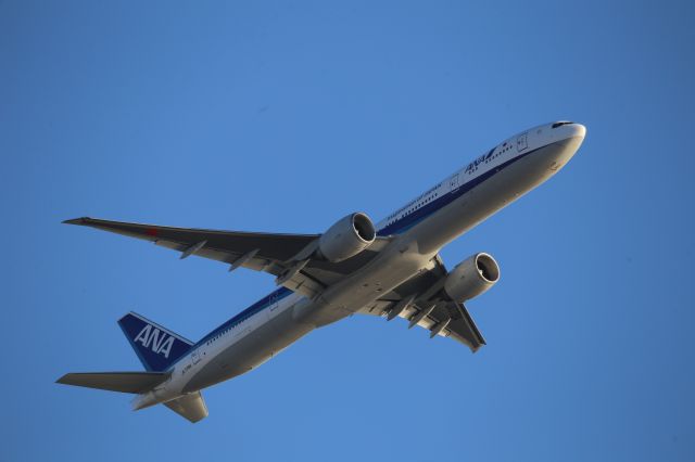 BOEING 777-300ER (JA778A)