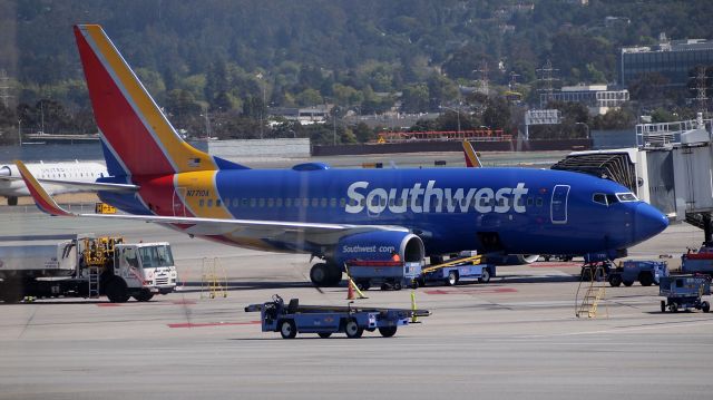 Boeing 737-700 (N7710A)