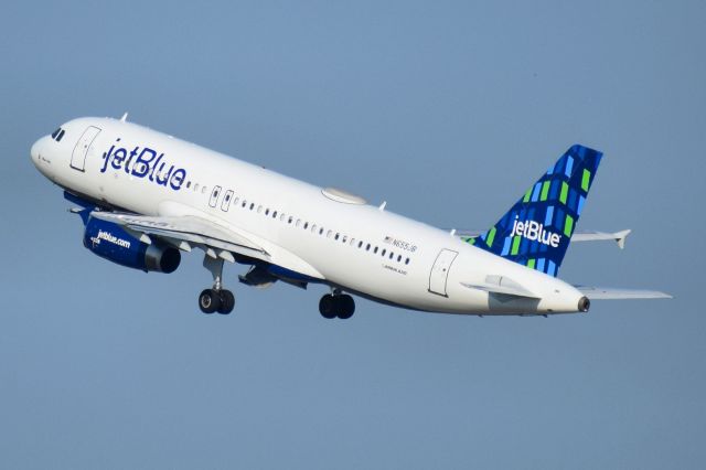 Airbus A320 (N655JB) - "Blue 100"br /- 100th Airbus A320 delivered to JetBlue