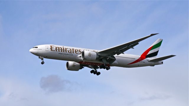 Boeing 777-200 (A6-EWG) - UAE229 from OMDB / DXB on final to Rwy 16L on 2/16/14. (LN:741 cn 35578).