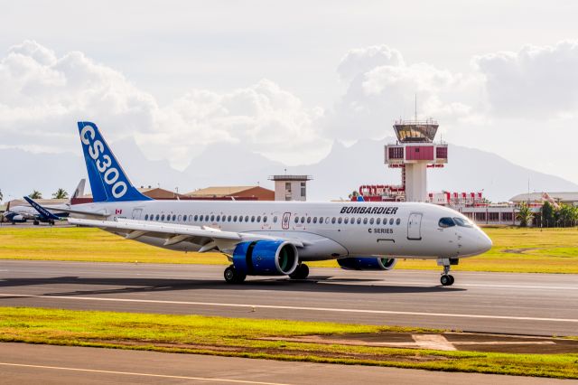 Airbus A220-300 (C-FFDO) - Tahiti Airport : 2/06/17