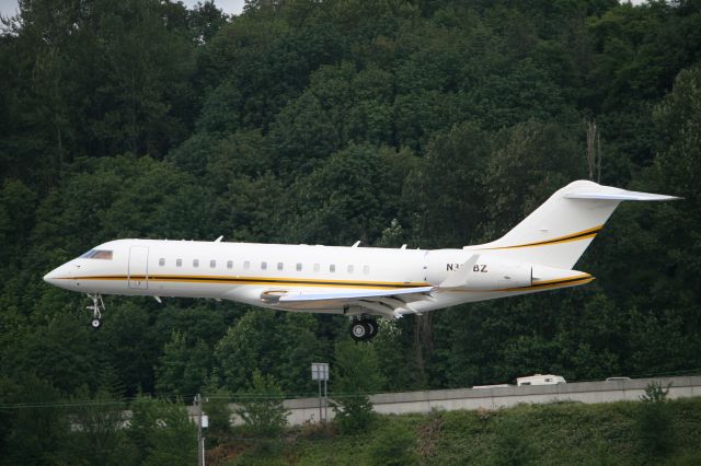 Bombardier Global Express (N393BZ)