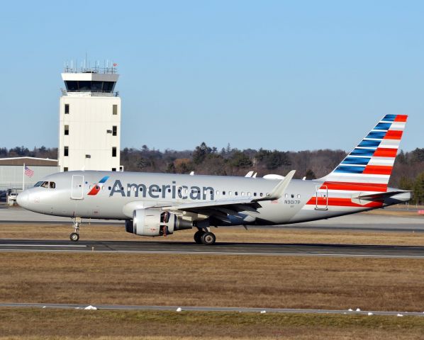 Airbus A319 (N9017P) - American 1780 from Charlotte 