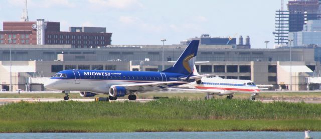 Embraer 170/175 (N873RW)