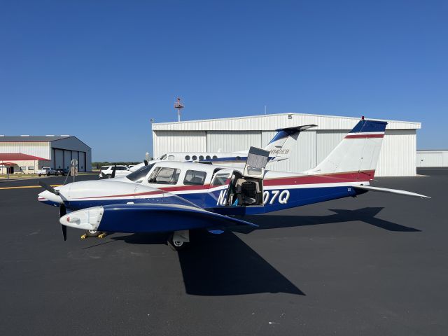 Piper Seneca (N2907Q)