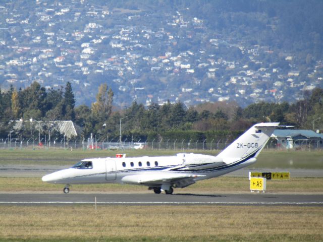 Dassault Falcon 2000 (ZK-OCB)