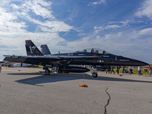 McDonnell Douglas FA-18 Hornet (16-6673) - Vandy1 in new colors at the Cleveland National Airshow over the Labor Day weekend 2023