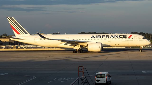 Airbus A350-900 (F-HTYC)