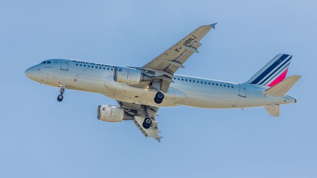 Airbus A320 (F-HBNJ)