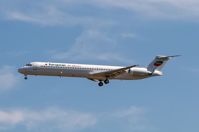 McDonnell Douglas MD-82 (LZ-LDJ)