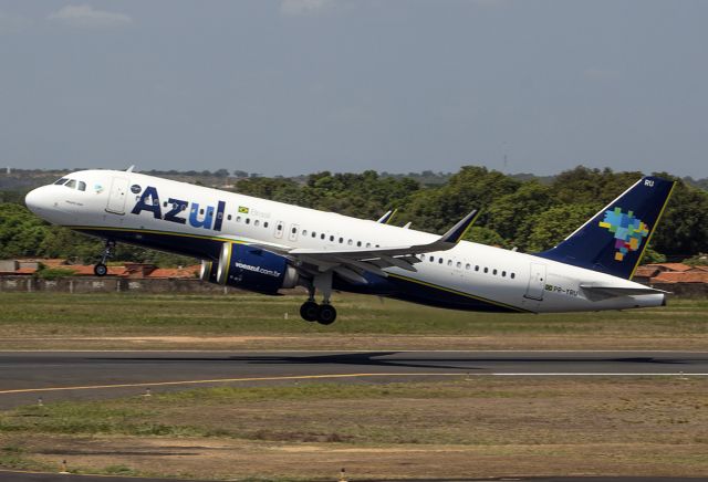 Airbus A320neo (PR-YRO)