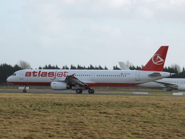 Airbus A321 (EI-LVA)