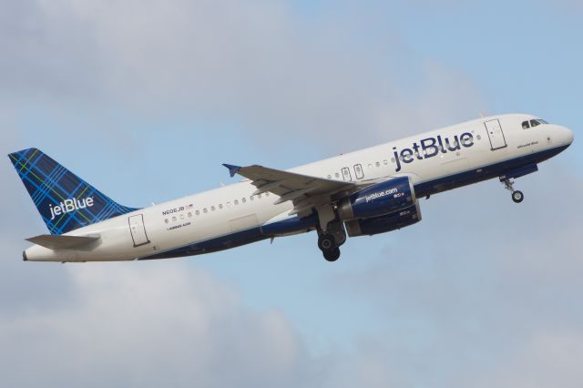 Airbus A320 (N606JB)