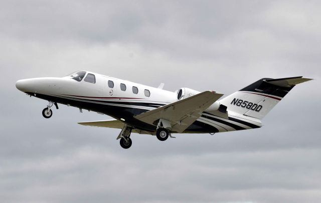 Cessna Citation CJ1 (N585DD)